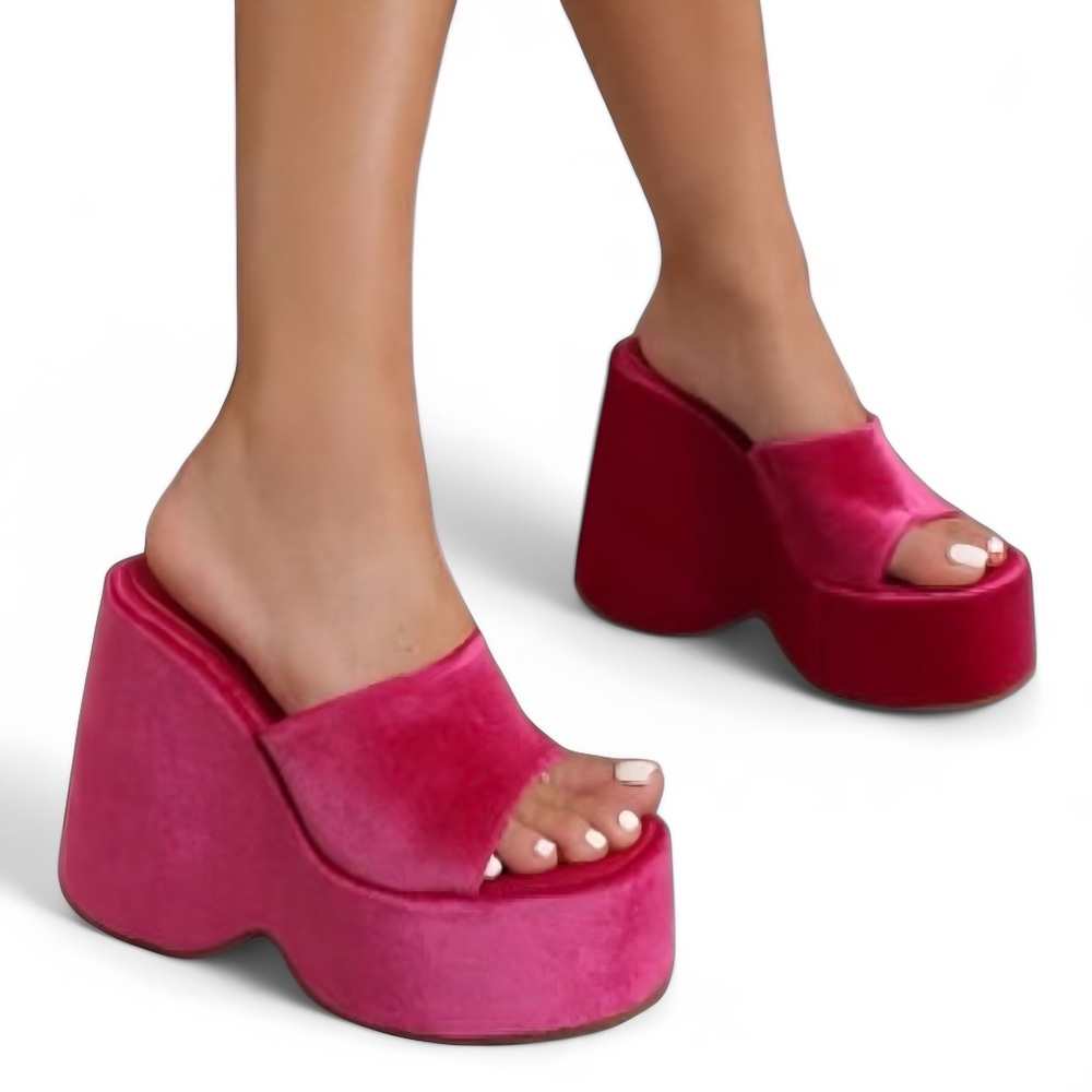Fashion Nova Pink Platform Shoes